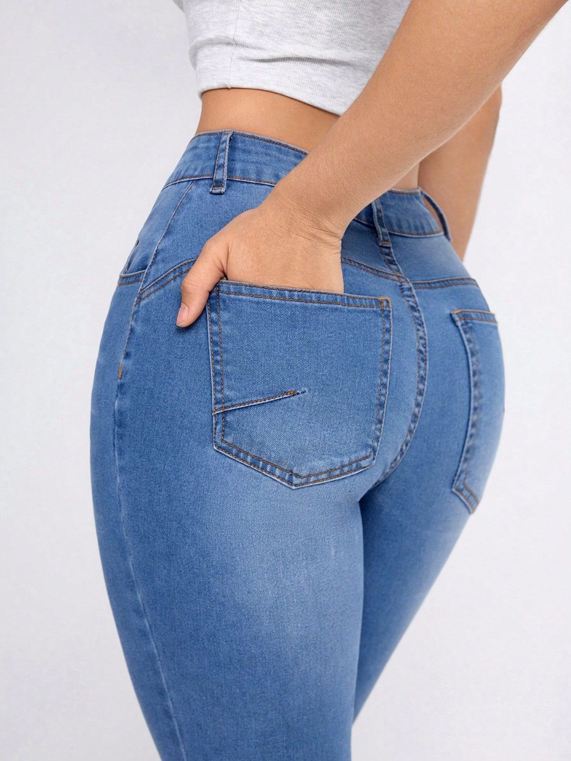 High Rise Skinny Jeans with Pockets