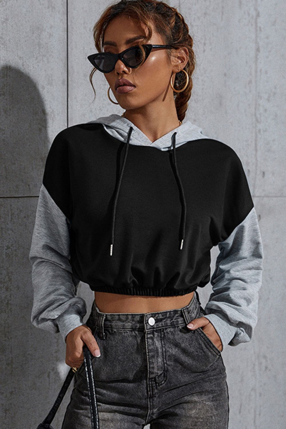 Perfee Contrast Long Sleeve Cropped Hoodie